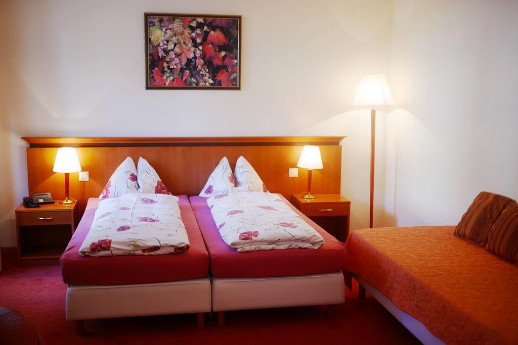 Auberge Communale à l'Union Gilly Chambre photo